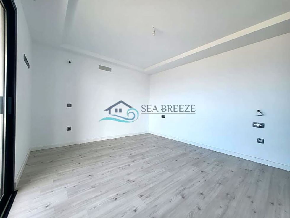 Flat for sale in  San Eugenio Alto, Spain - BES277