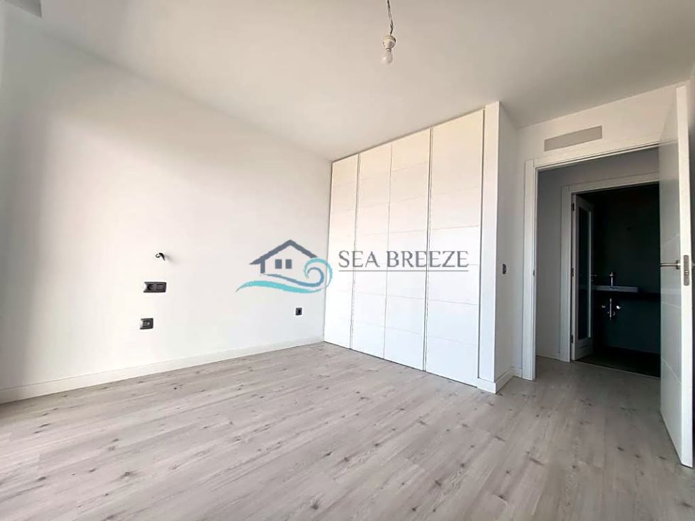 Flat for sale in  San Eugenio Alto, Spain - BES277