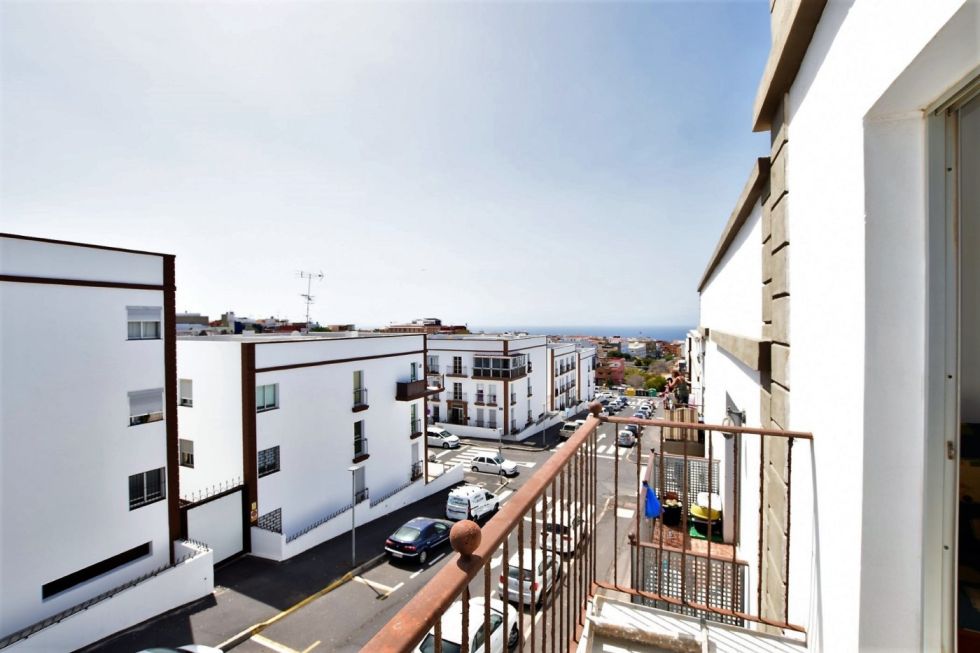 Flat for sale in  San Isidro, Spain - 055071