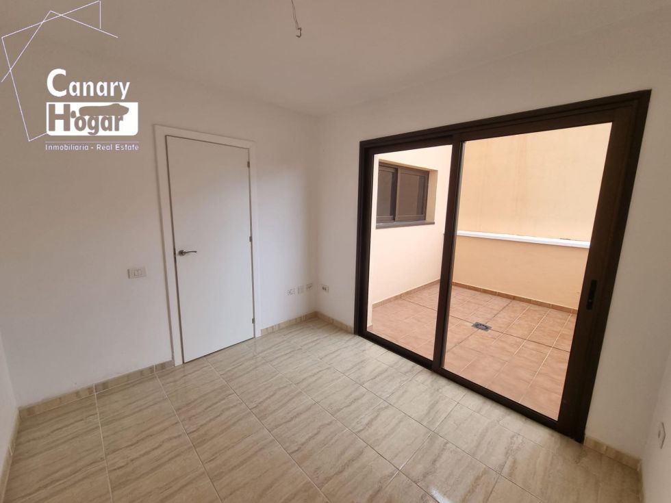 Flat for sale in  San Isidro, Spain - 055631