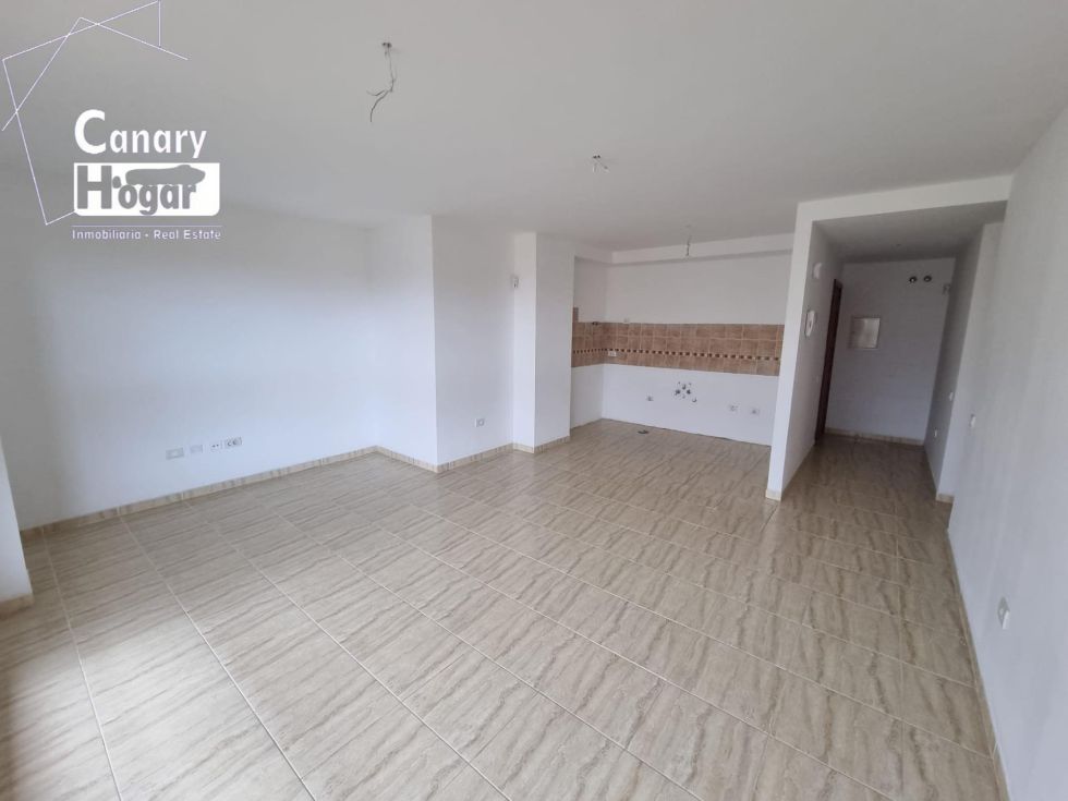 Flat for sale in  San Isidro, Spain - 055631