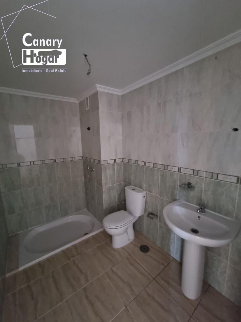 Flat for sale in  San Isidro, Spain - 055631