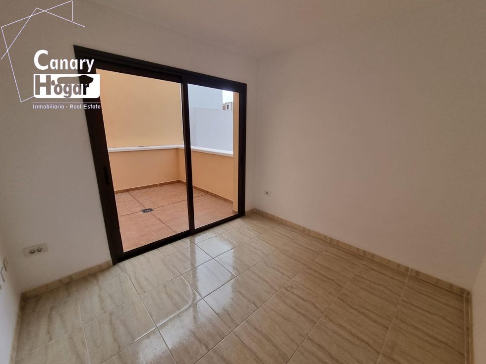 Flat for sale in  San Isidro, Spain - 055631