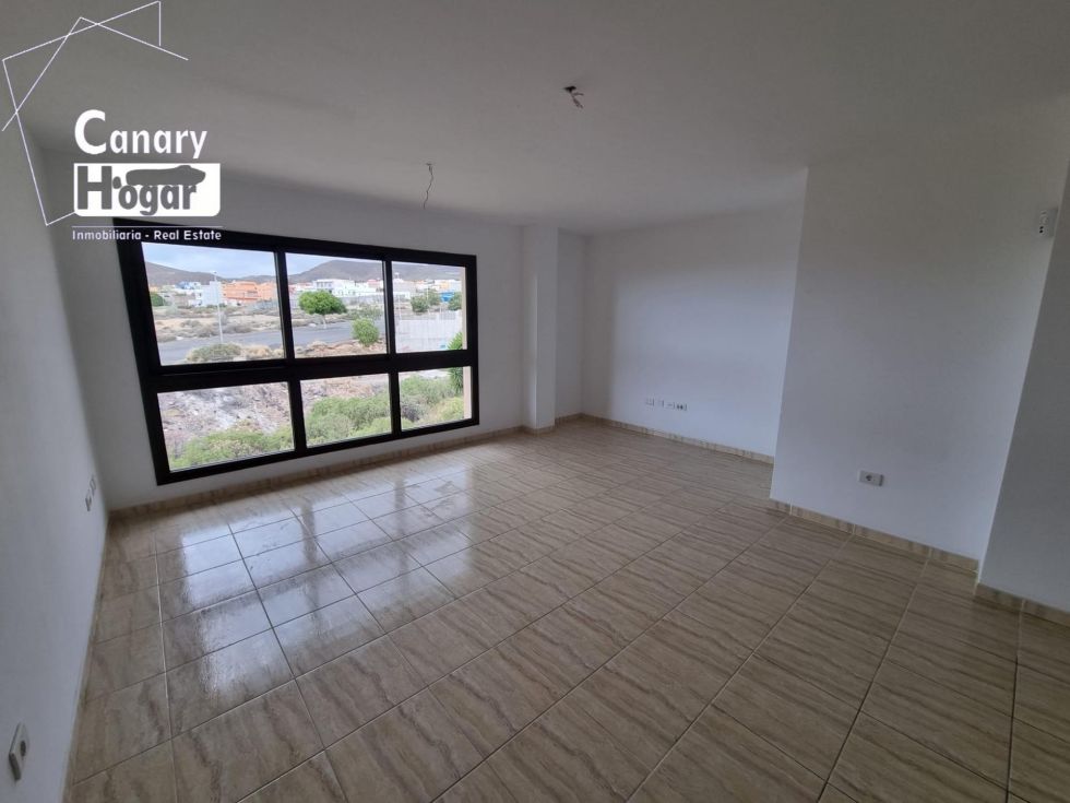 Flat for sale in  San Isidro, Spain - 055631