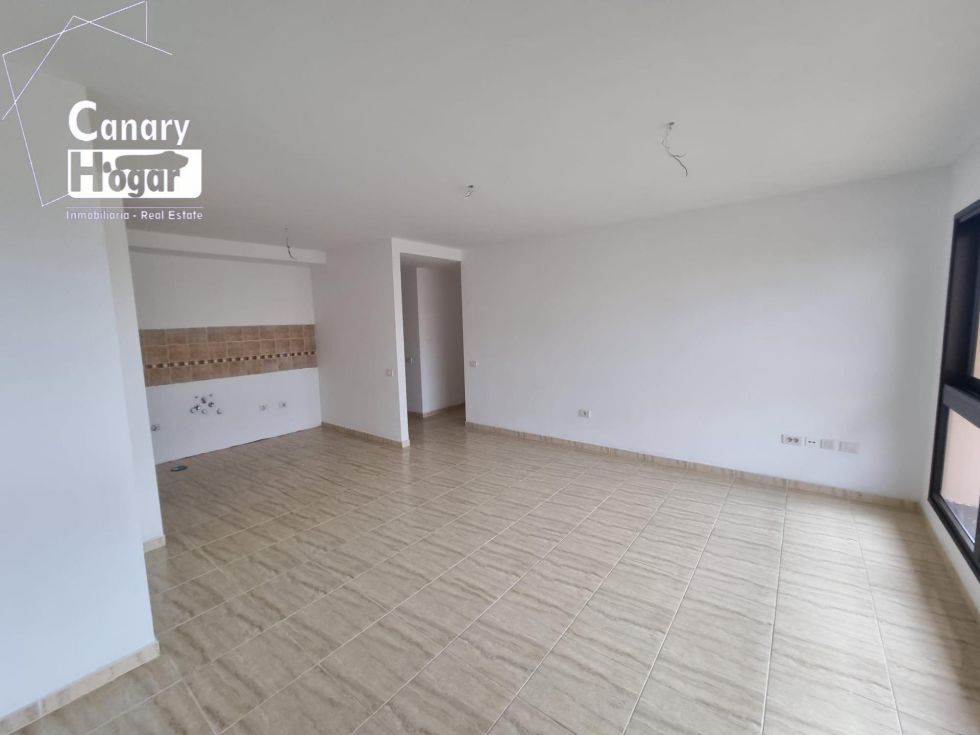 Flat for sale in  San Isidro, Spain - 055631