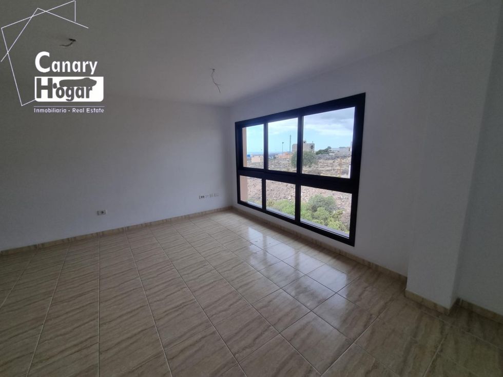 Flat for sale in  San Isidro, Spain - 055631