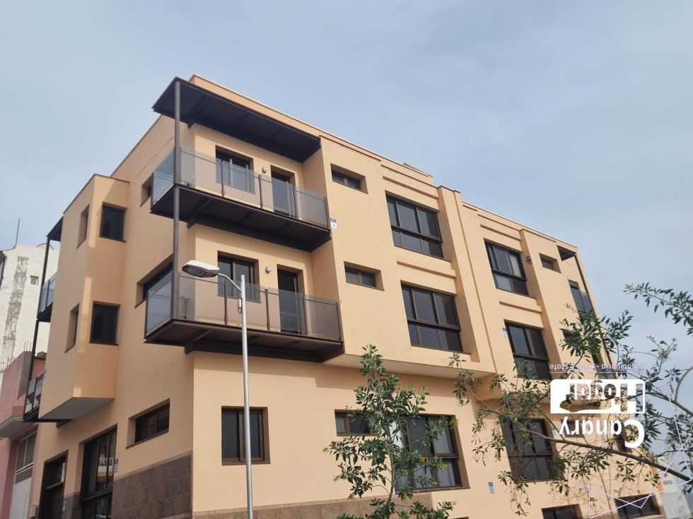 Flat for sale in  San Isidro, Spain - 055741