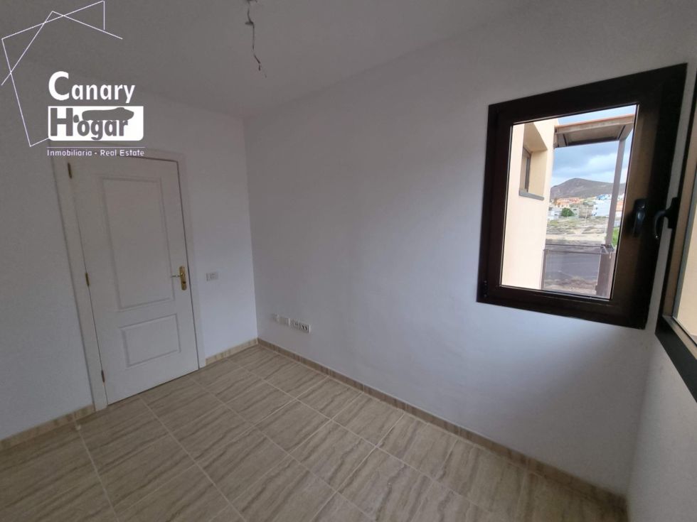 Flat for sale in  San Isidro, Spain - 055841