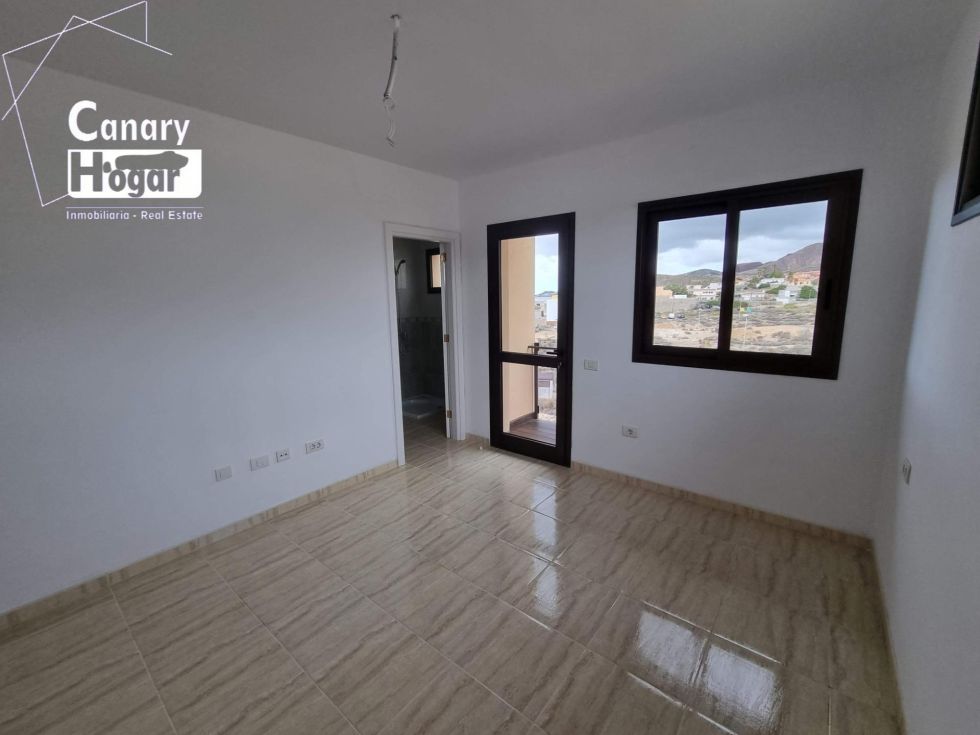 Flat for sale in  San Isidro, Spain - 055841