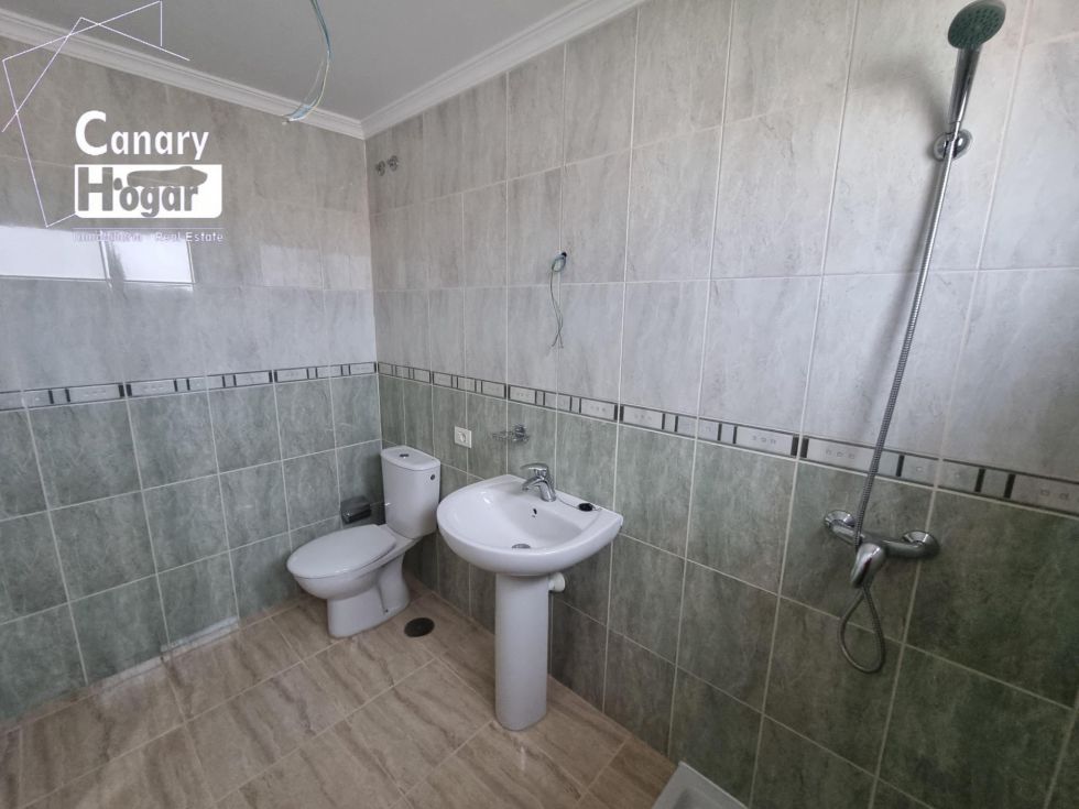 Flat for sale in  San Isidro, Spain - 055841