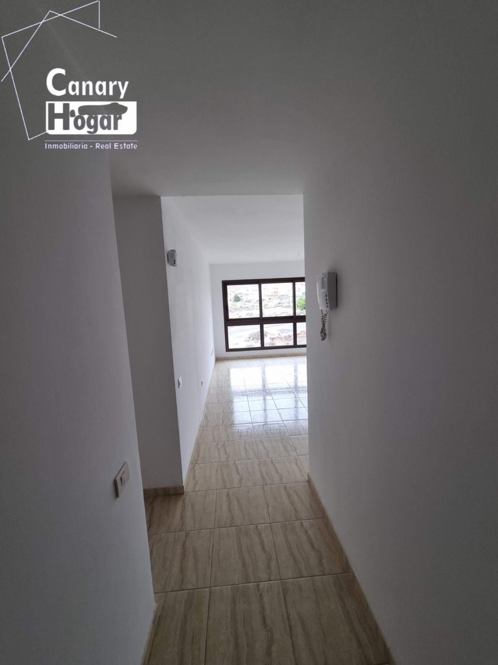 Flat for sale in  San Isidro, Spain - 055851