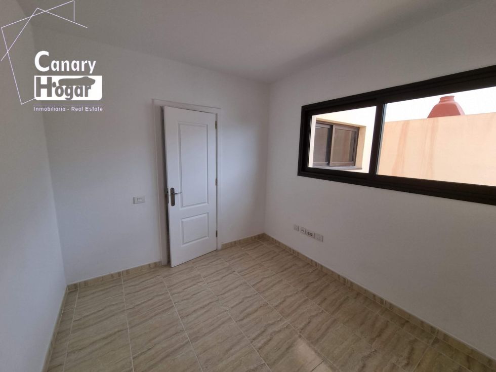 Flat for sale in  San Isidro, Spain - 055851