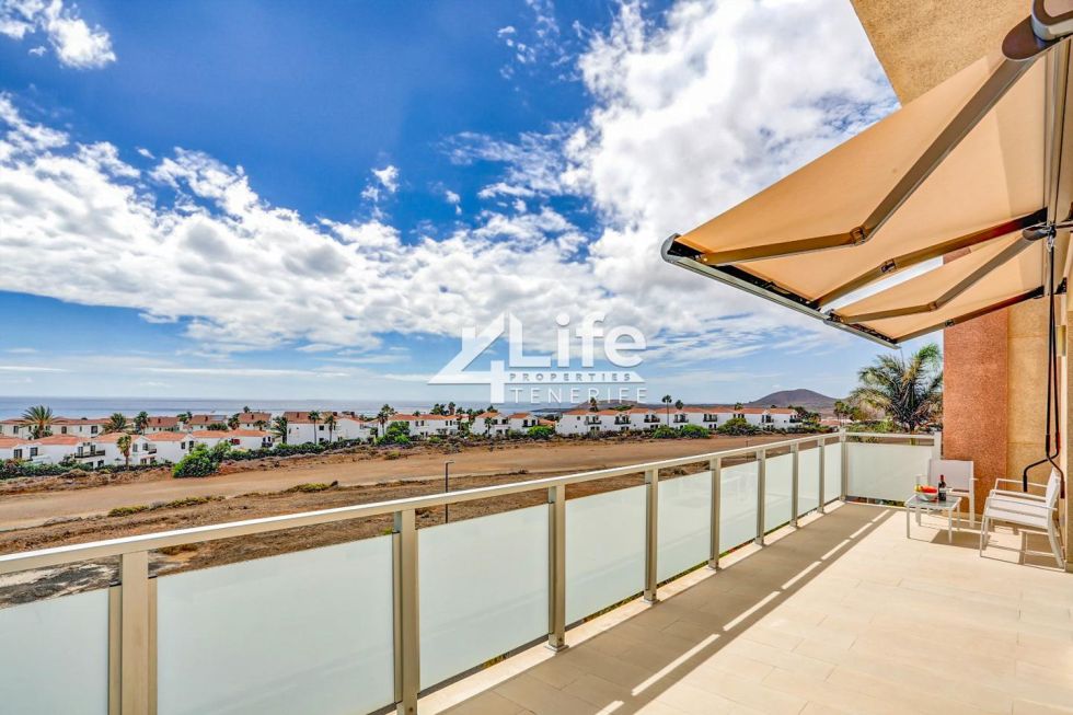 Flat for sale in  Oasis del Sur, Spain - AG-041124