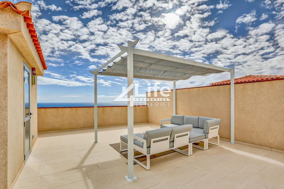 Flat for sale in  Oasis del Sur, Spain - AG-041124