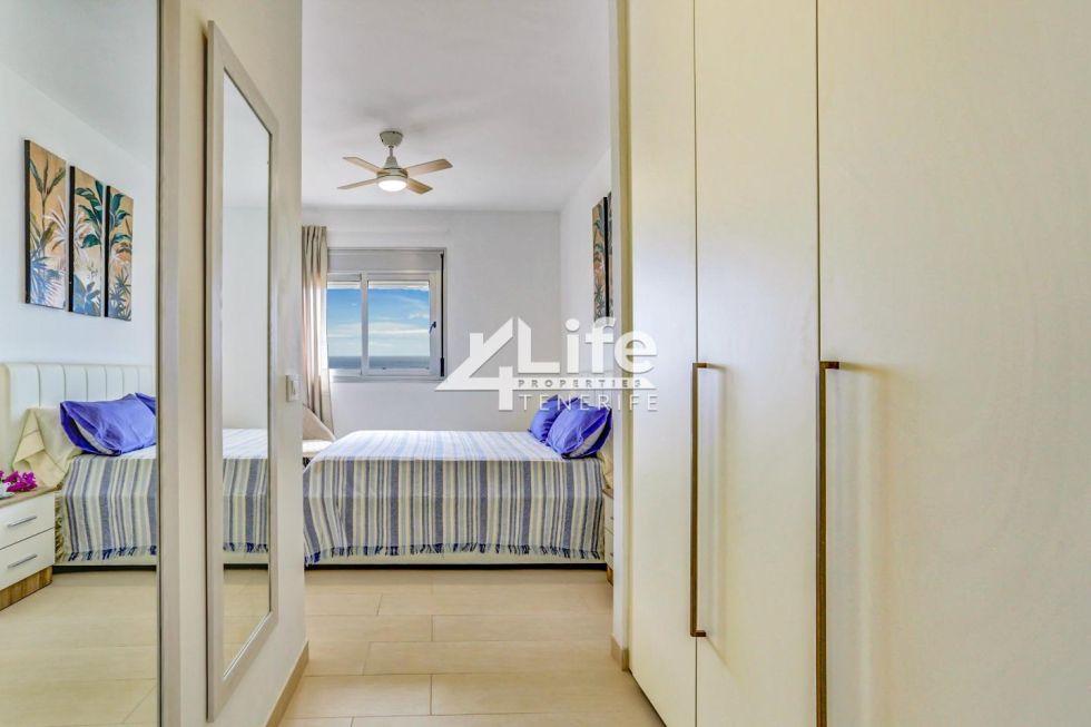 Flat for sale in  Oasis del Sur, Spain - AG-041124