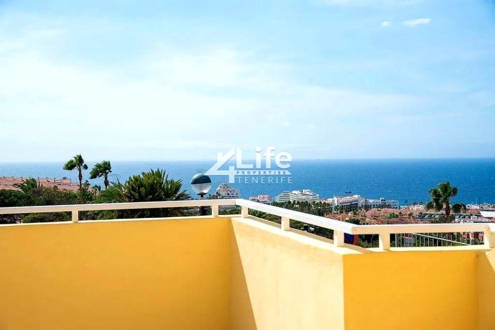 Flat for sale in  Playas de Fañabé, Spain - VS-111124