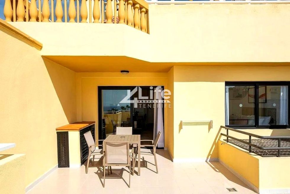 Flat for sale in  Playas de Fañabé, Spain - VS-111124