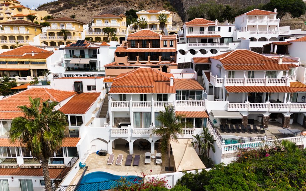 House for sale in  Costa Adeje, Spain - TR-2999