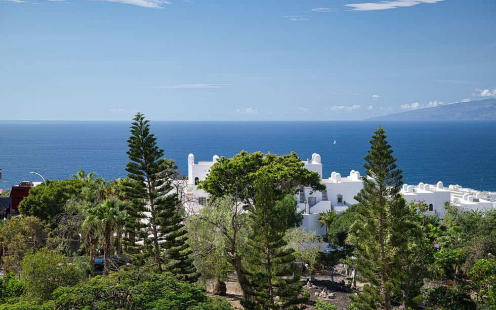 House for sale in  Costa Adeje, Spain - TR-2999