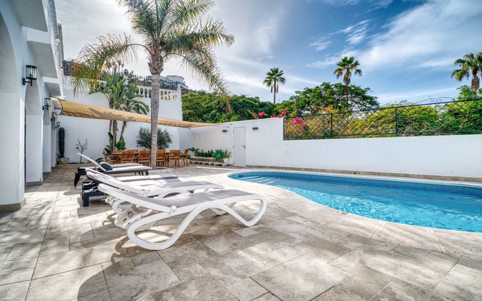 House for sale in  Costa Adeje, Spain - TR-2999