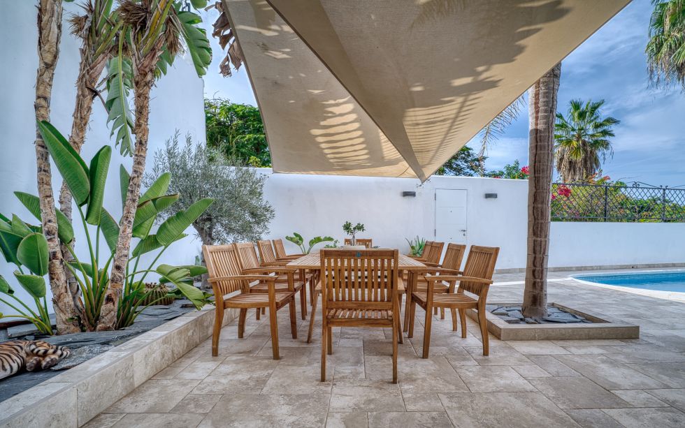 House for sale in  Costa Adeje, Spain - TR-2999