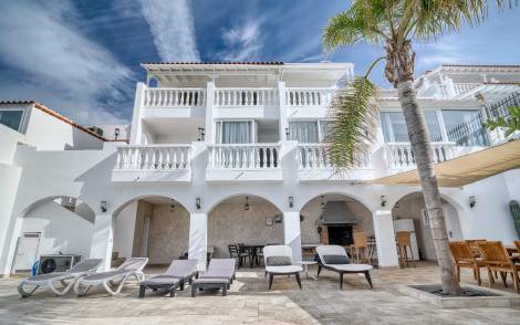 House for sale in  Costa Adeje, Spain - TR-2999