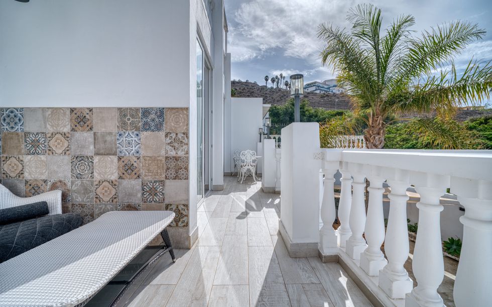 House for sale in  Costa Adeje, Spain - TR-2999