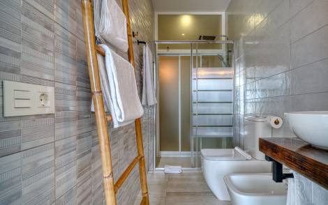 House for sale in  Costa Adeje, Spain - TR-2999