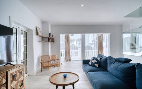 House for sale in  Costa Adeje, Spain - TR-2999