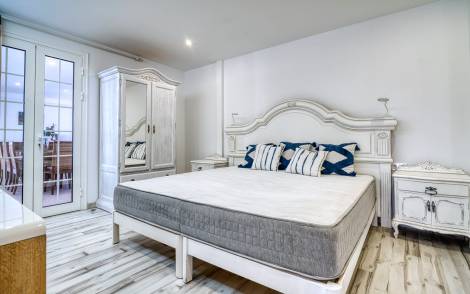 House for sale in  Costa Adeje, Spain - TR-2999