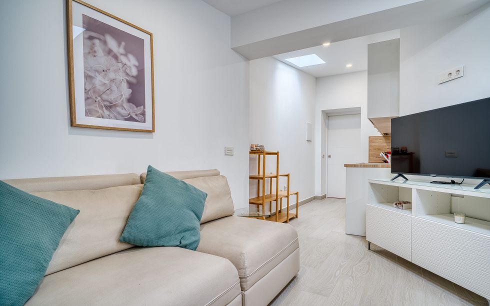 House for sale in  Costa Adeje, Spain - TR-2999