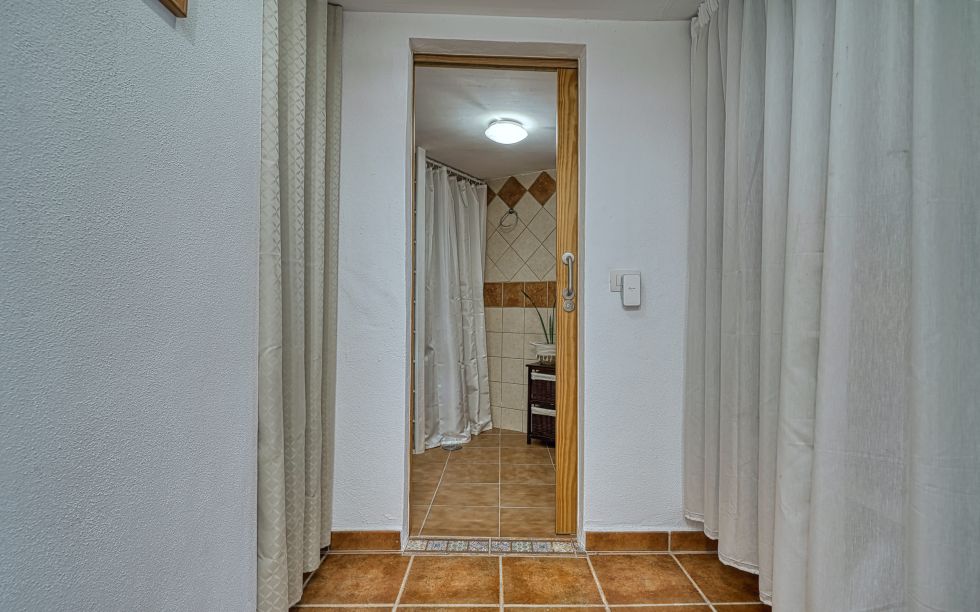 House for sale in  Villa de Arico, Spain - TR-3003