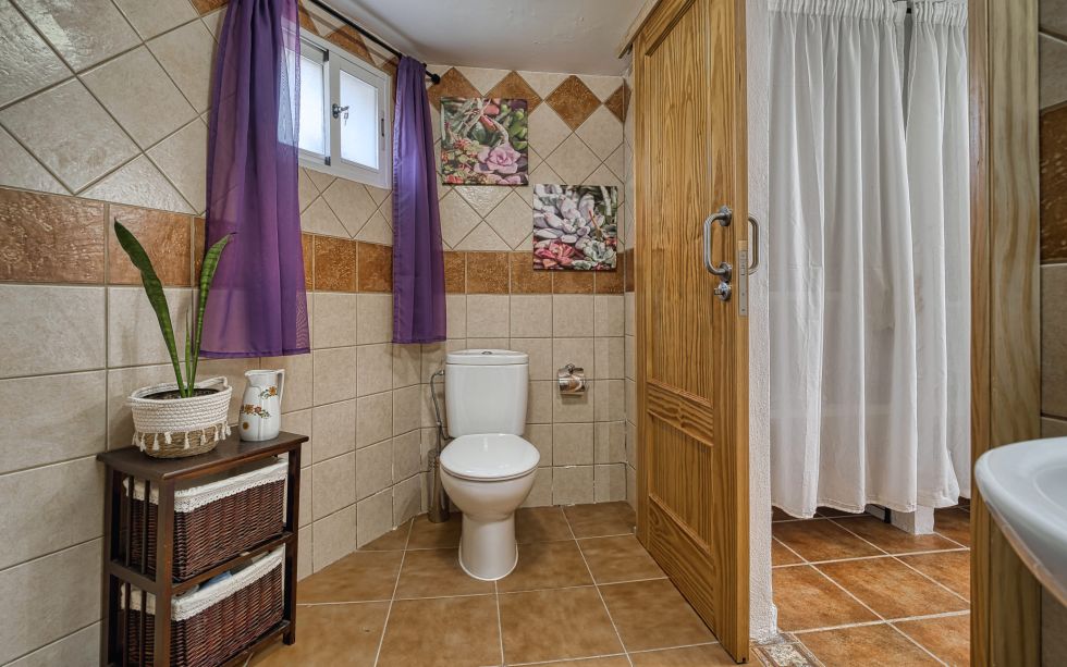 House for sale in  Villa de Arico, Spain - TR-3003