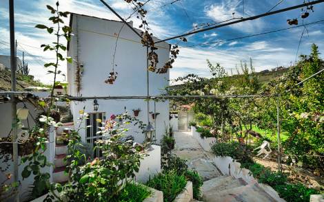 House for sale in  Villa de Arico, Spain - TR-3003