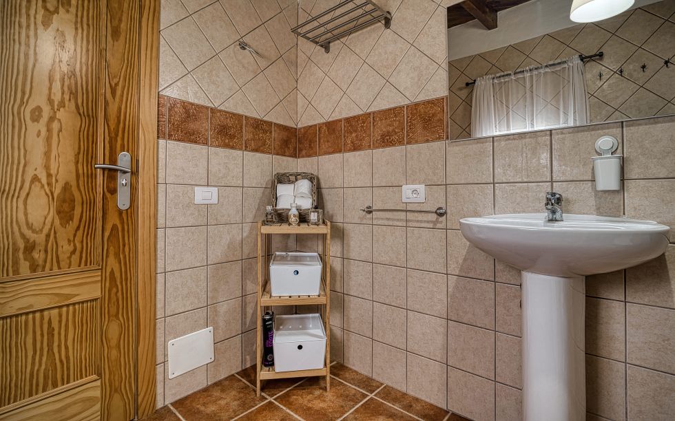 House for sale in  Villa de Arico, Spain - TR-3003