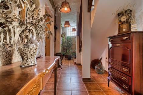 House for sale in  Villa de Arico, Spain - TR-3003