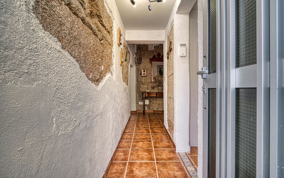 House for sale in  Villa de Arico, Spain - TR-3003