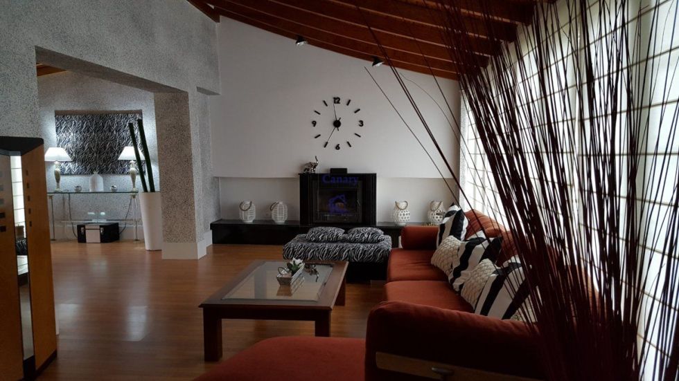 Independent house for sale in  Adeje, Spain - 039461