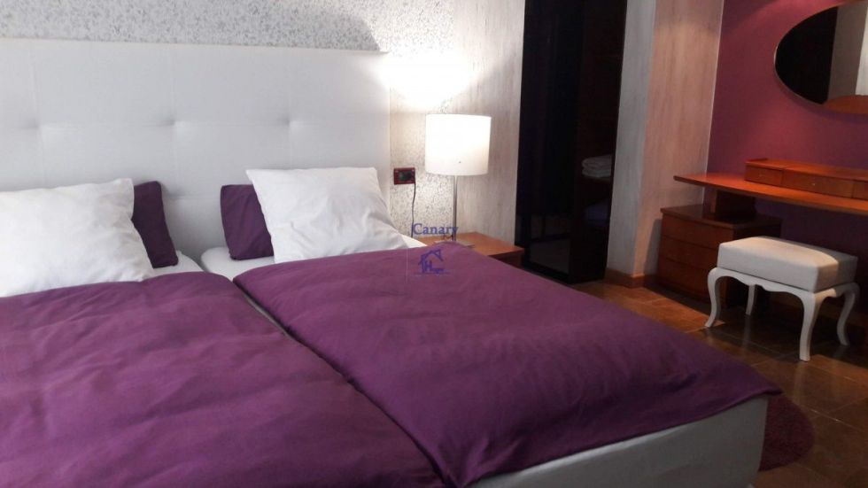 Independent house for sale in  Adeje, Spain - 039461