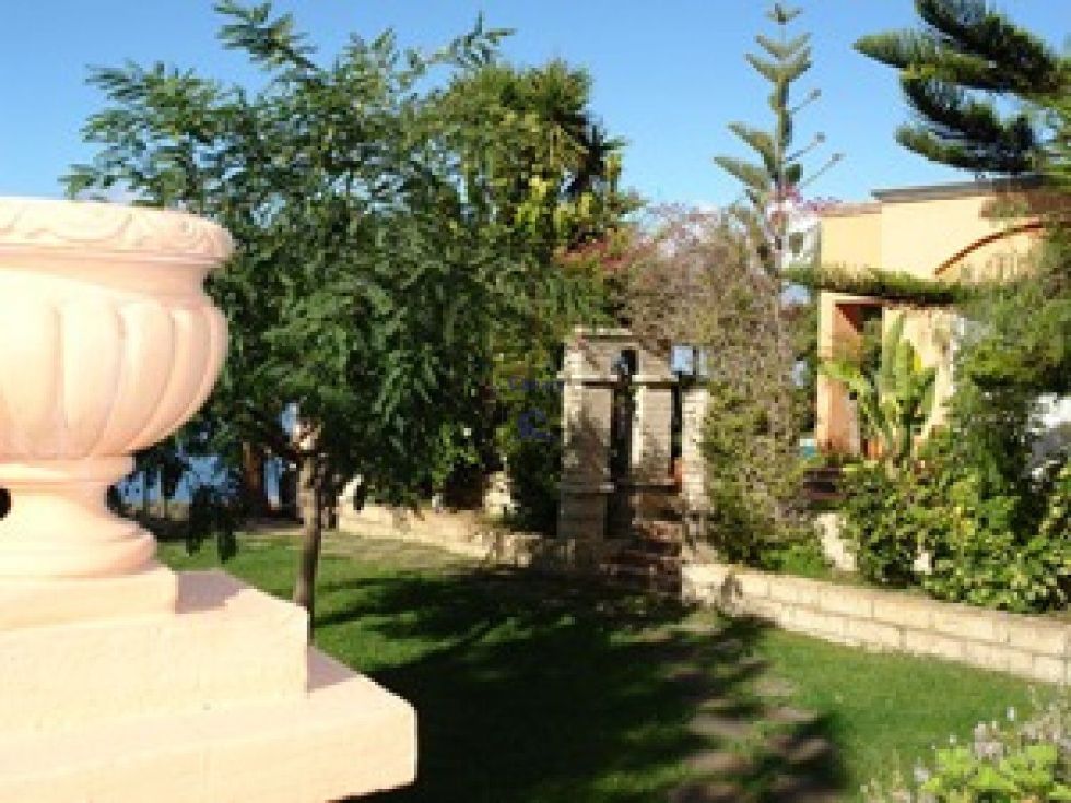 Independent house for sale in  Adeje, Spain - 039461