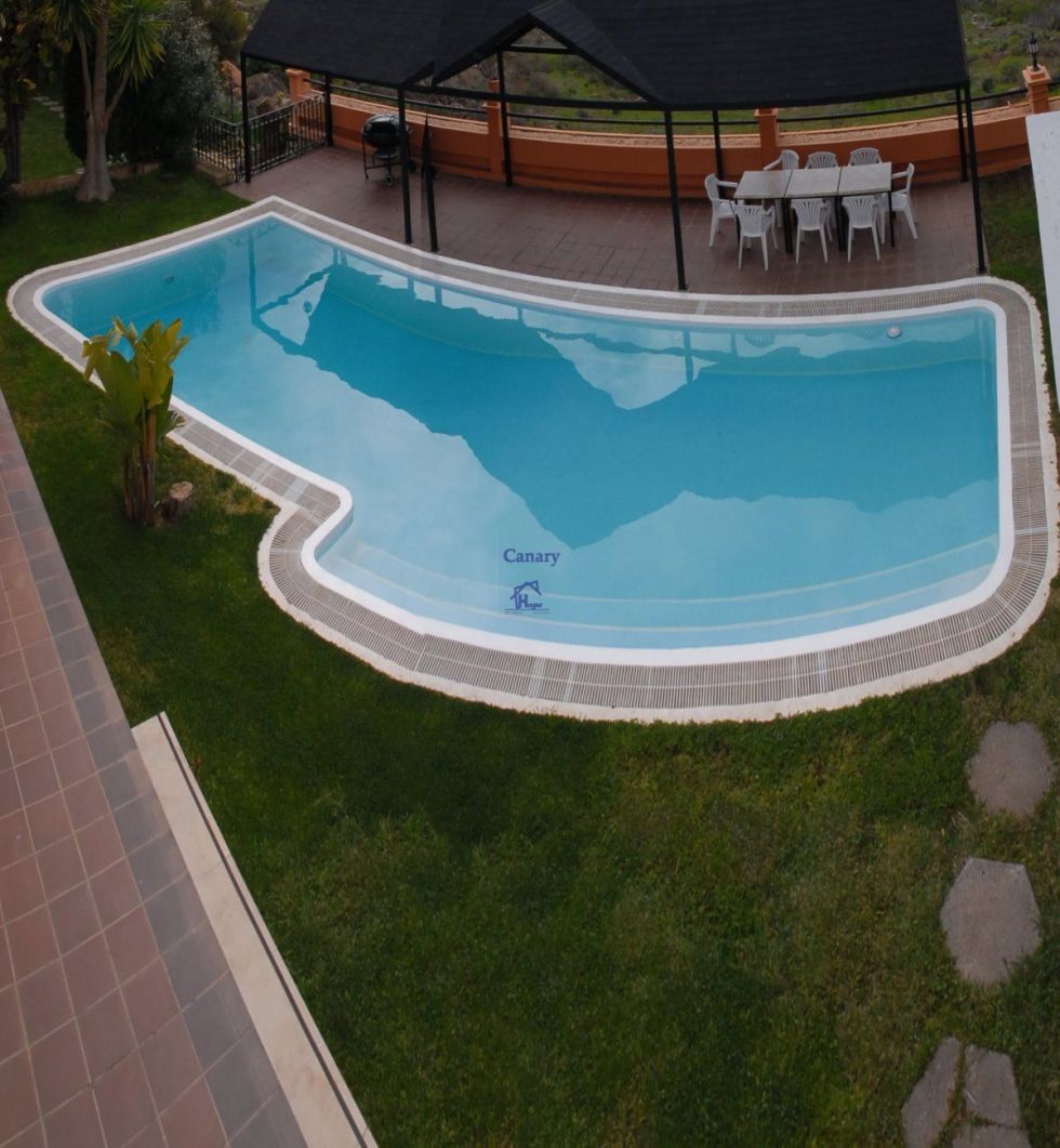 Independent house for sale in  Adeje, Spain - 039461