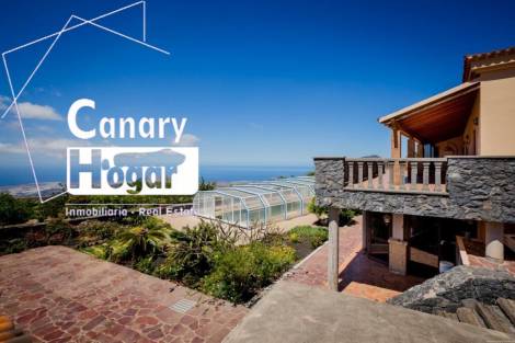 Independent house for sale in  Arona, Spain - 056441