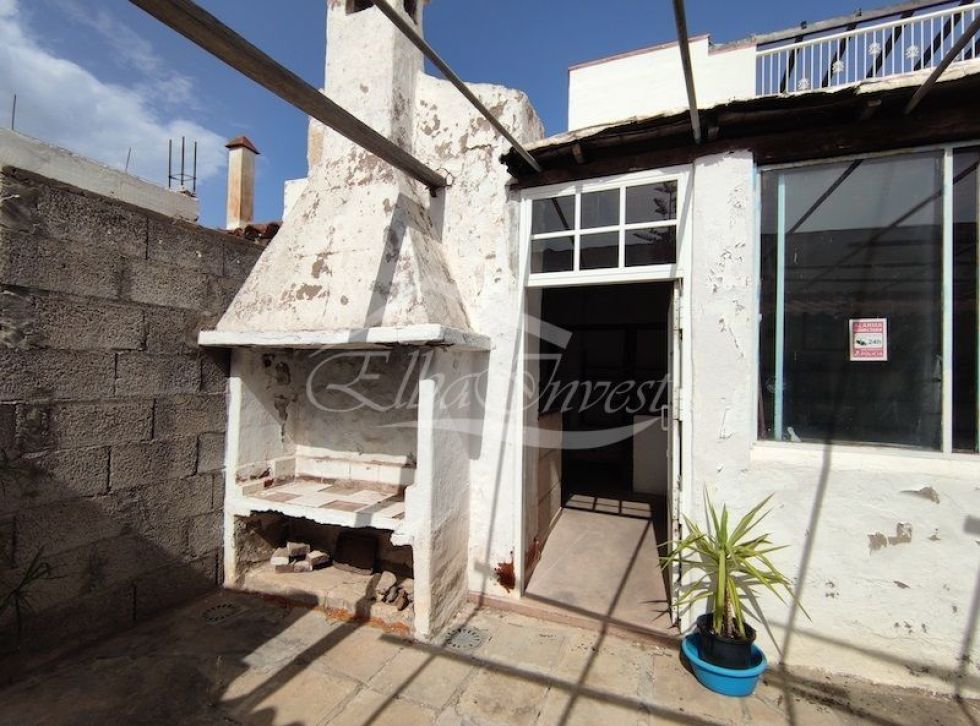 Independent house for sale in  Arona, Spain - 5137