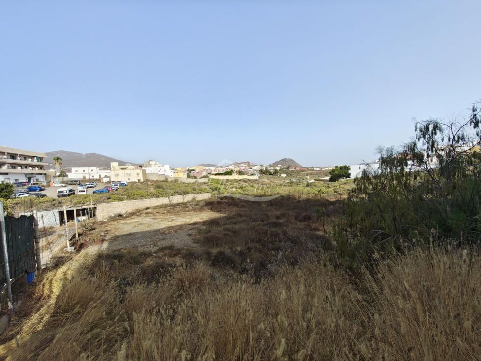 Independent house for sale in  Arona, Spain - 6006