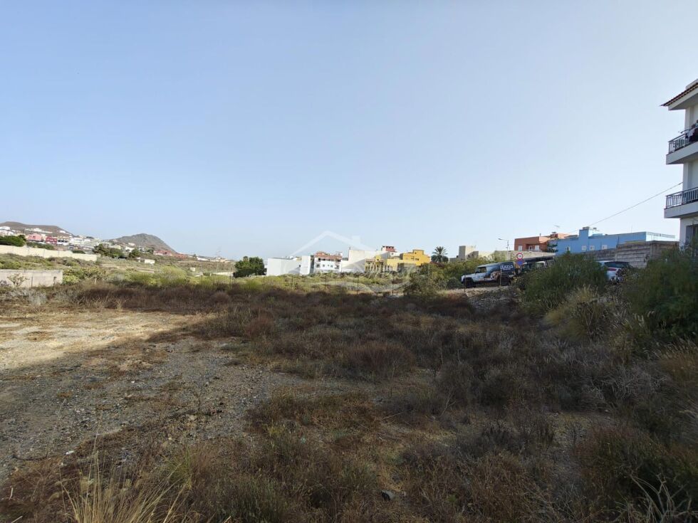 Independent house for sale in  Arona, Spain - 6006