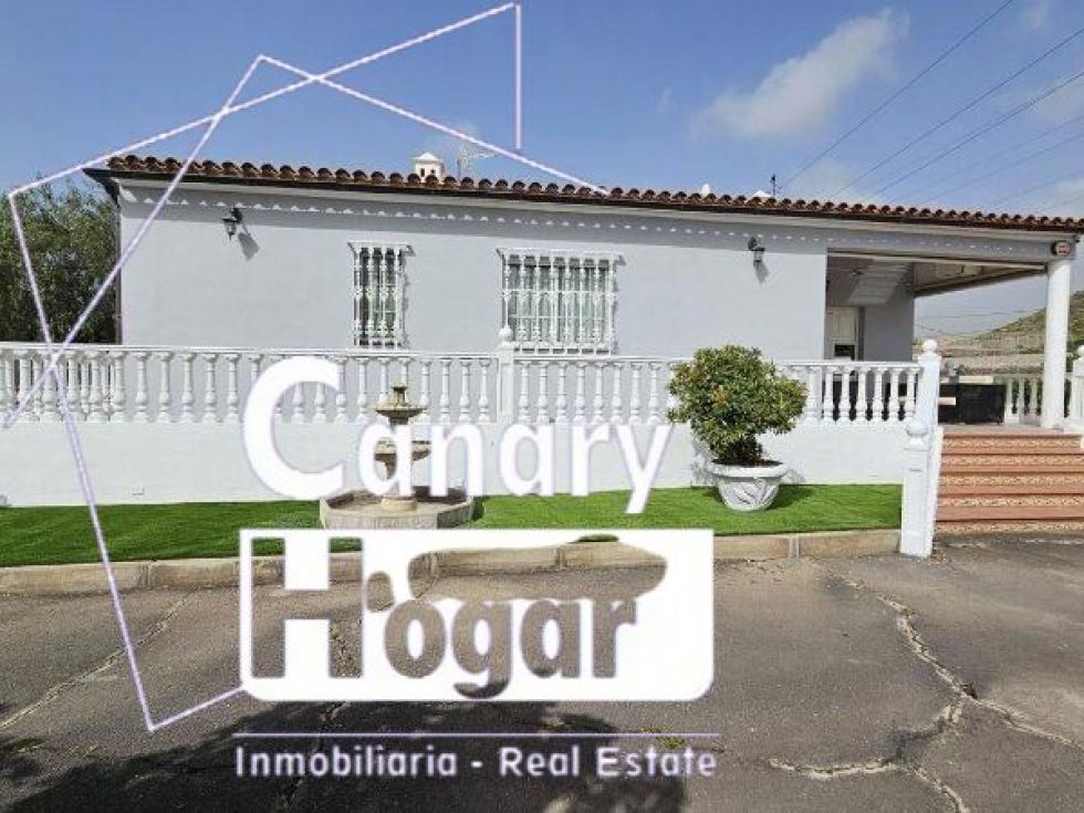 Independent house for sale in  Buzanada, Spain - 055431