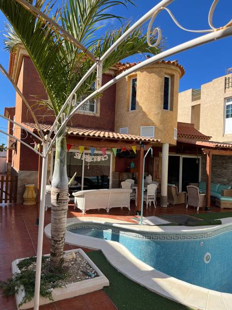 Independent house for sale in  Costa del Silencio, Spain - TR-2716