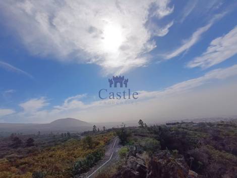 Independent house for sale in  Guía de Isora, Spain - 24381