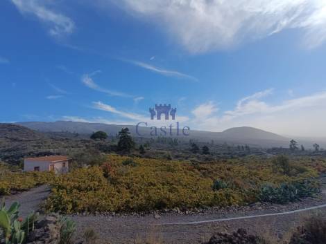 Independent house for sale in  Guía de Isora, Spain - 24381