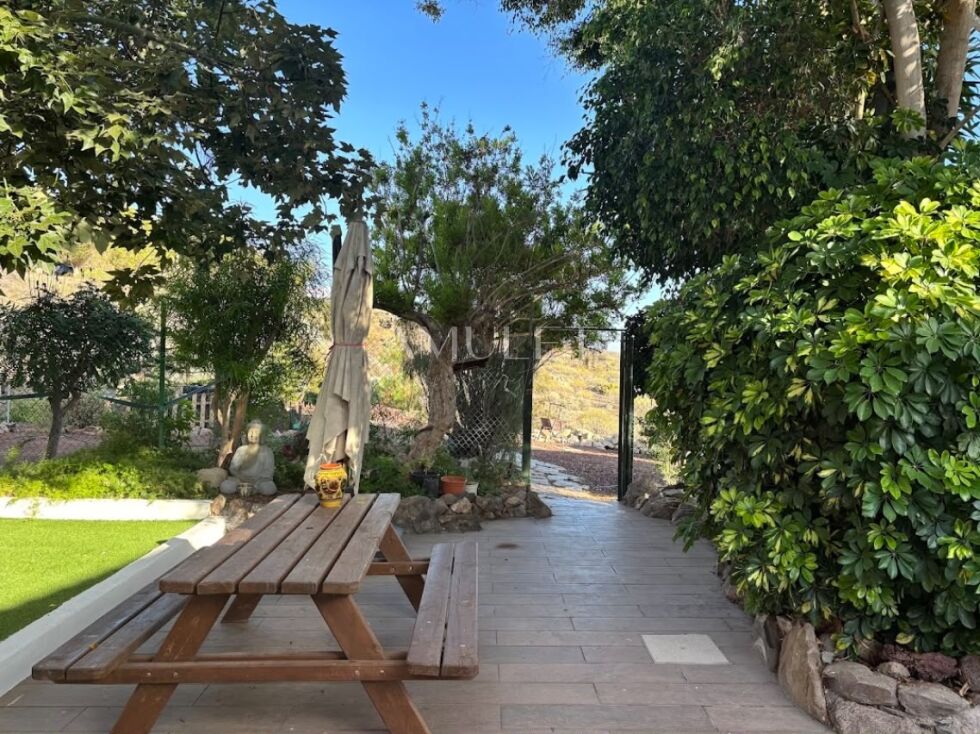 Independent house for sale in  Guía de Isora, Spain - P2538